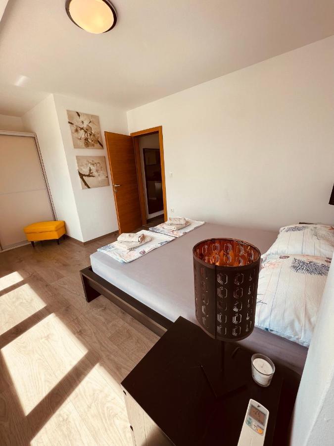 Apartman Bijeca - Medulin Exteriör bild
